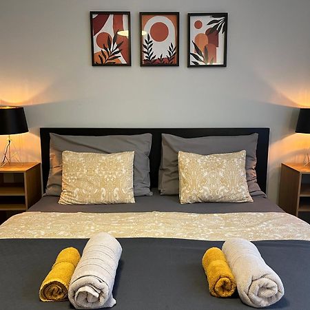 בודפשט Larix Apartman מראה חיצוני תמונה